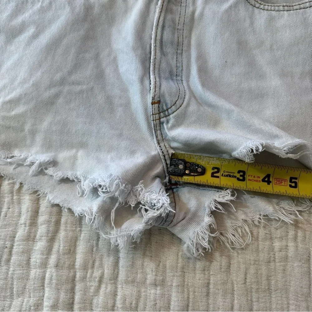 Levi's Women’s Vintage Blue Distressed 501 Cut Off Denim Shorts Button Fly - Picture 13 of 14
